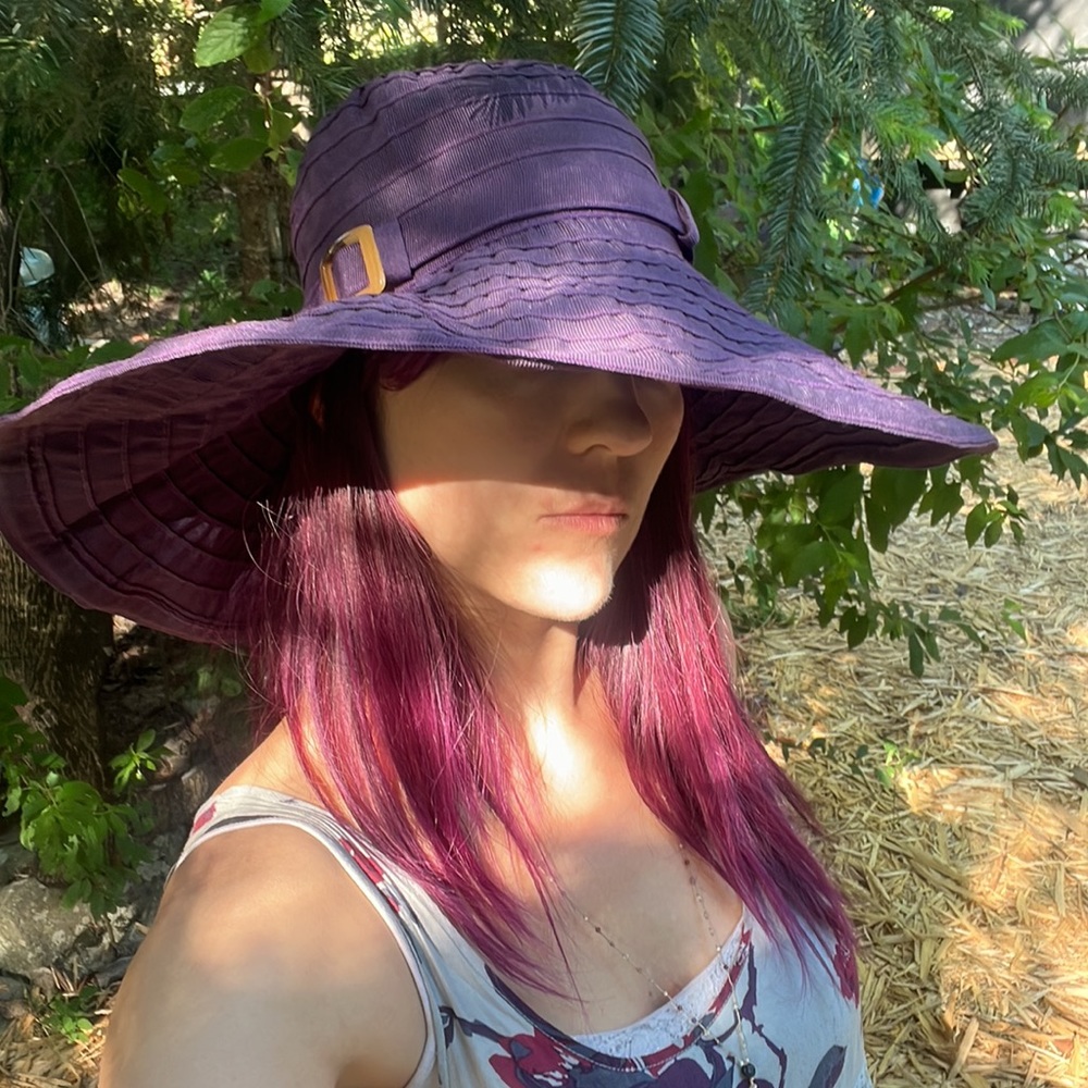 Sun hat - Picture 2 of 3